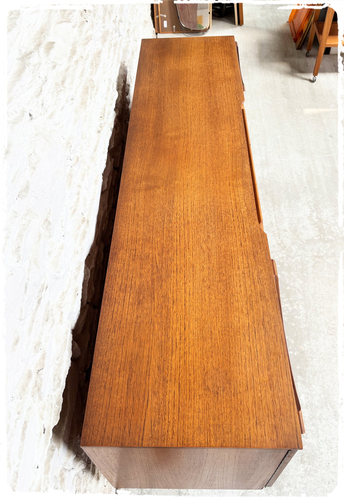 Enfilade Vintage Style Scandinave Beautility en Teck