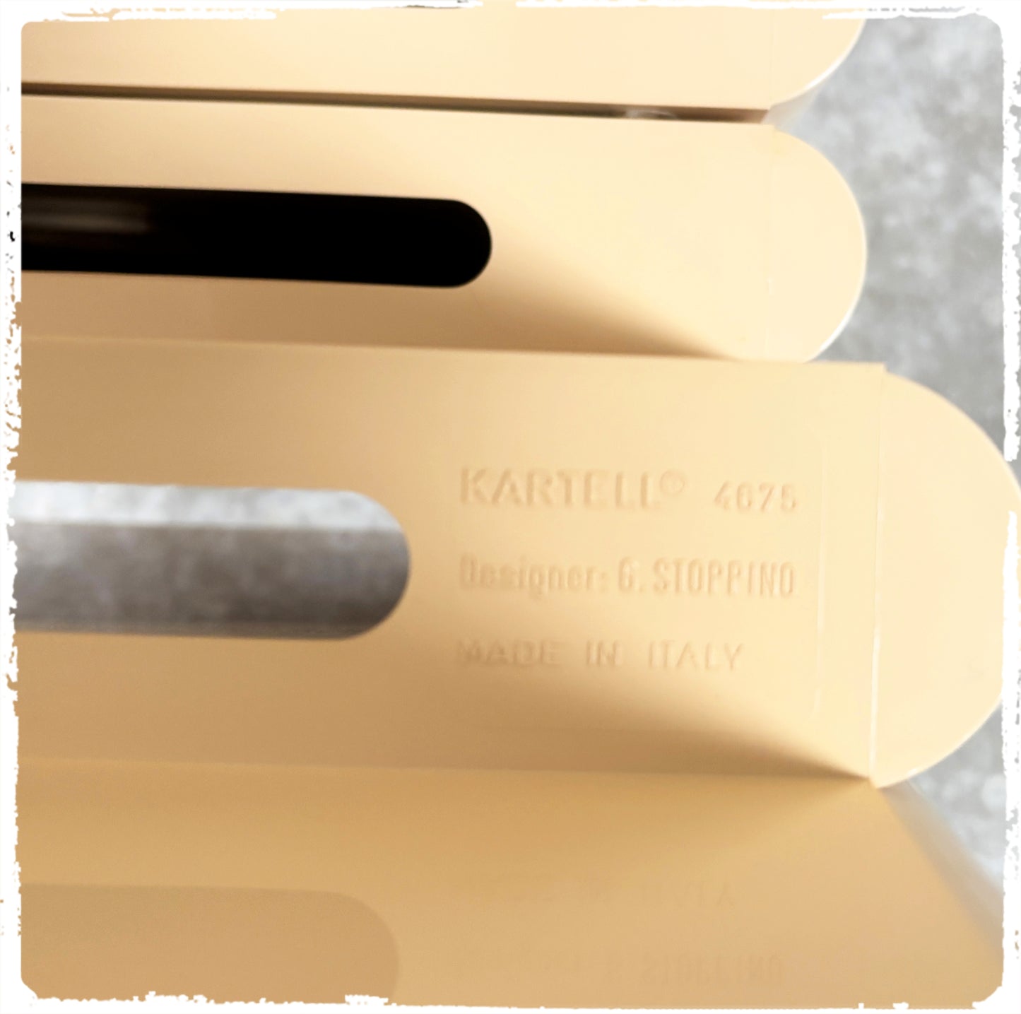 Grand Porte Revues Vintage Giotto Stoppino Kartell 4675 Circa 70