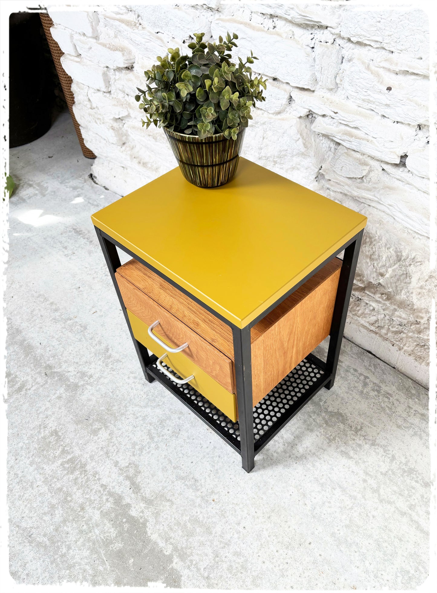 Table de Chevet Meuble d'Appoint Vintage Moderniste Revisité