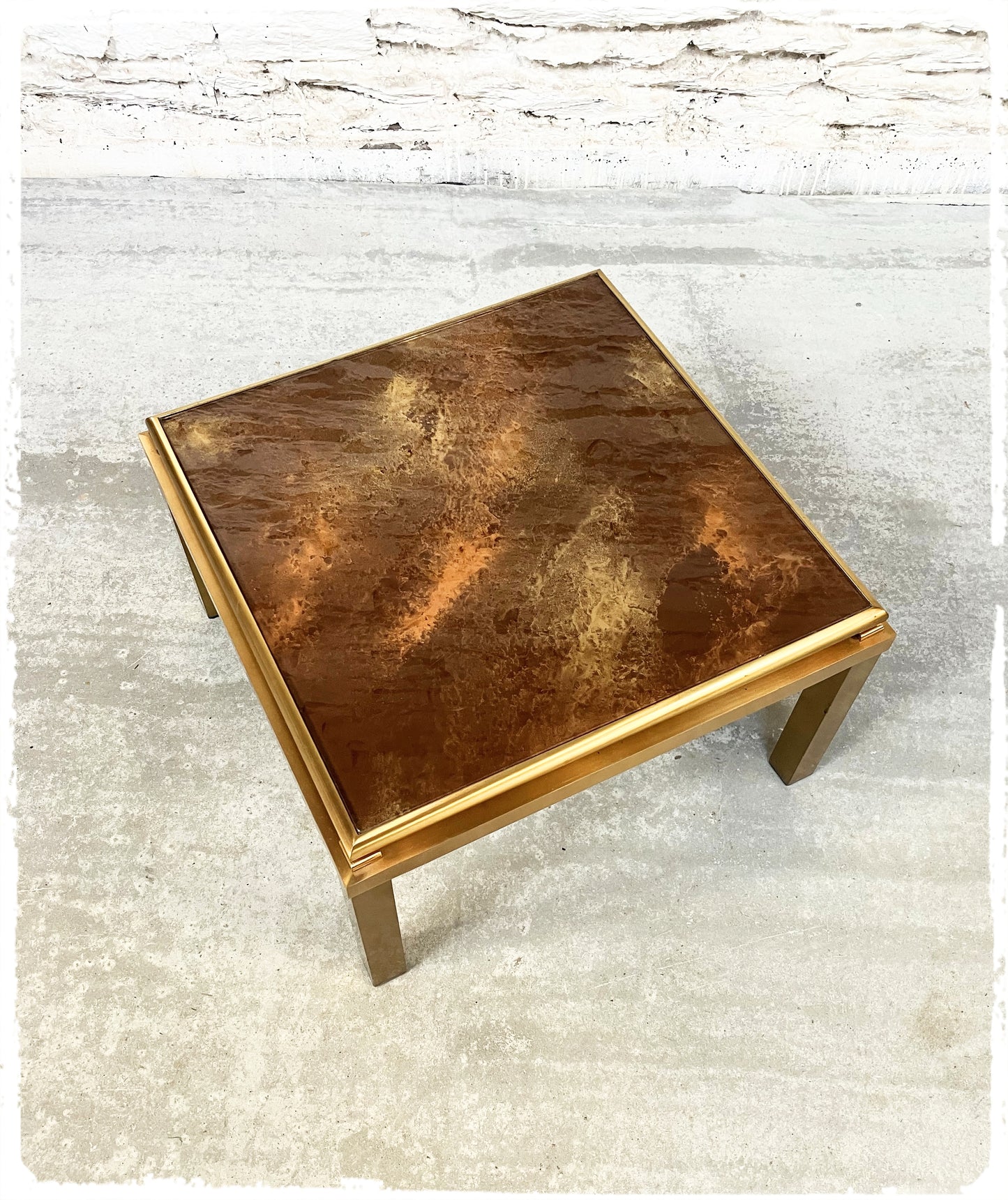 Duo de Tables Basses Vintage Laiton & Verre Eglomisé Années 70