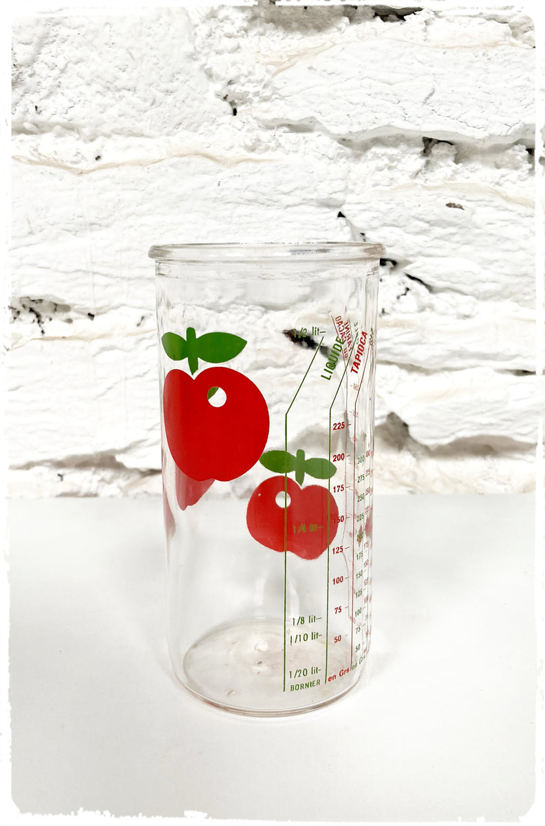 Verre doseur gradué vintage Henkel en verre décor pomme 500 ml