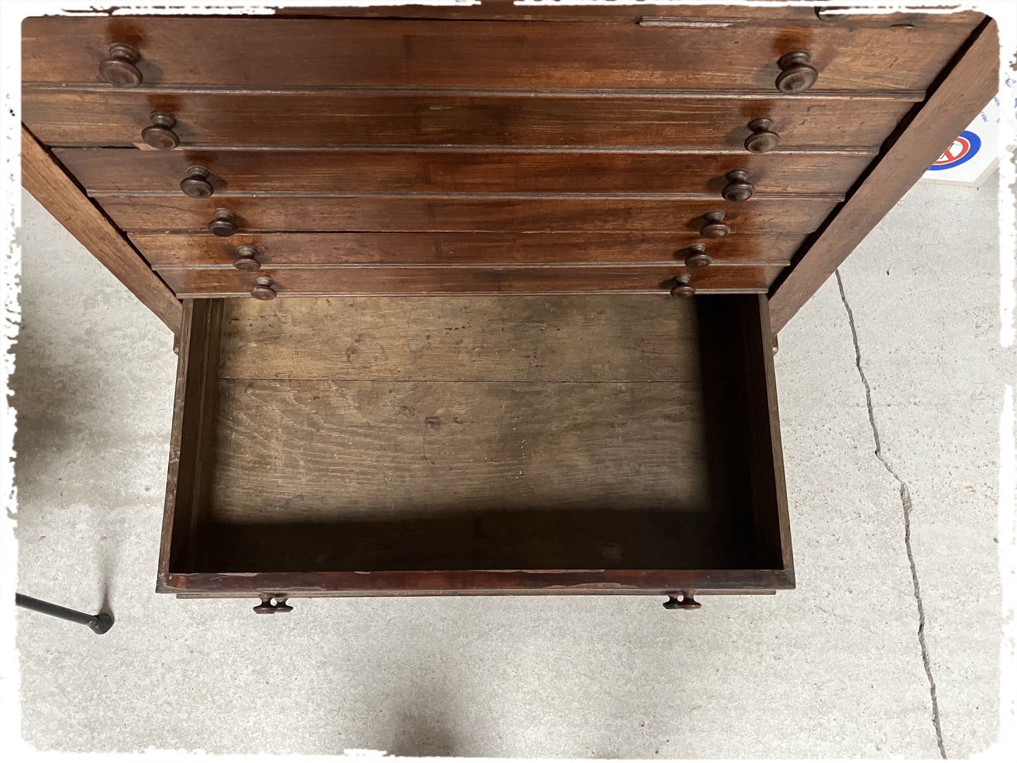 Ancienne Grande Commode de Métier Style Médailler Vintage en Bois Massif
