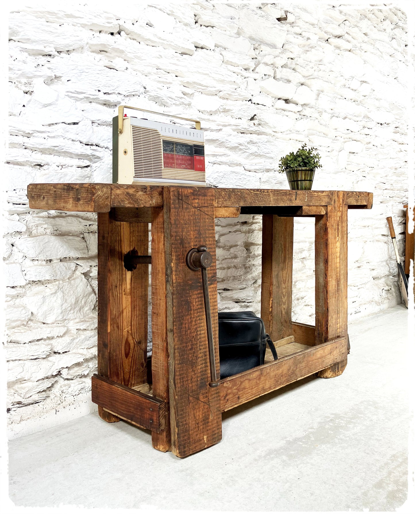 Ancien Établi de Menuisier en Bois Massif