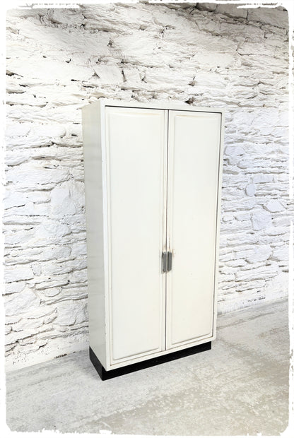 Ancienne Petite Armoire d’Usine Vintage 2 Portes