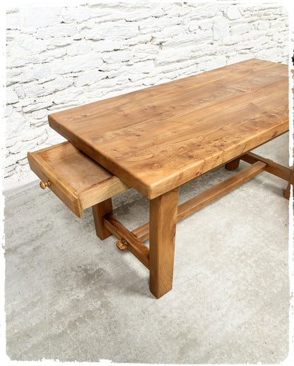 Ancienne Petite Table de Ferme Vintage en Orme Massif