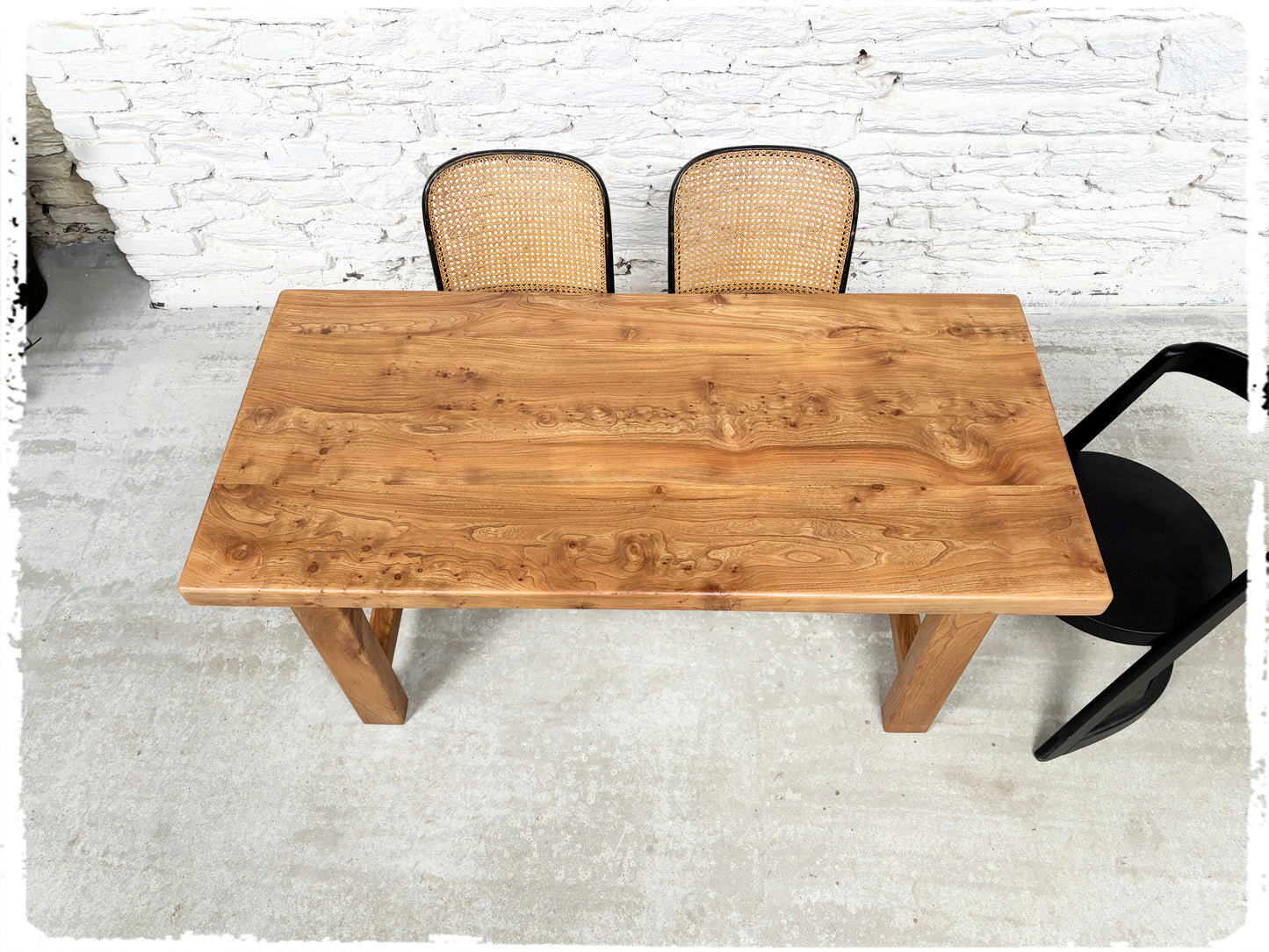 Ancienne Petite Table de Ferme Vintage en Orme Massif