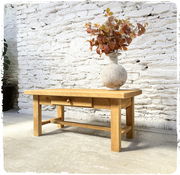 Ancienne Table Basse de Ferme en Chêne Massif