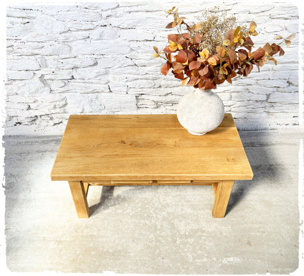 Ancienne Table Basse de Ferme en Chêne Massif