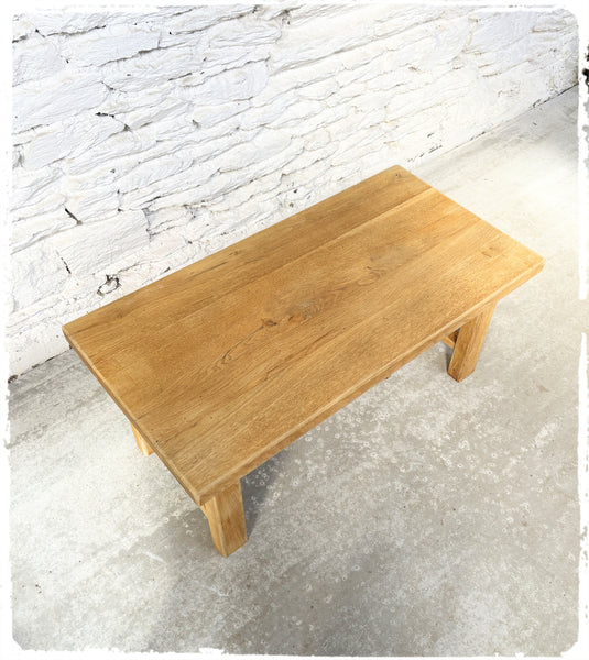 Ancienne Table Basse de Ferme en Chêne Massif