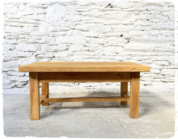 Ancienne Table Basse de Ferme en Chêne Massif