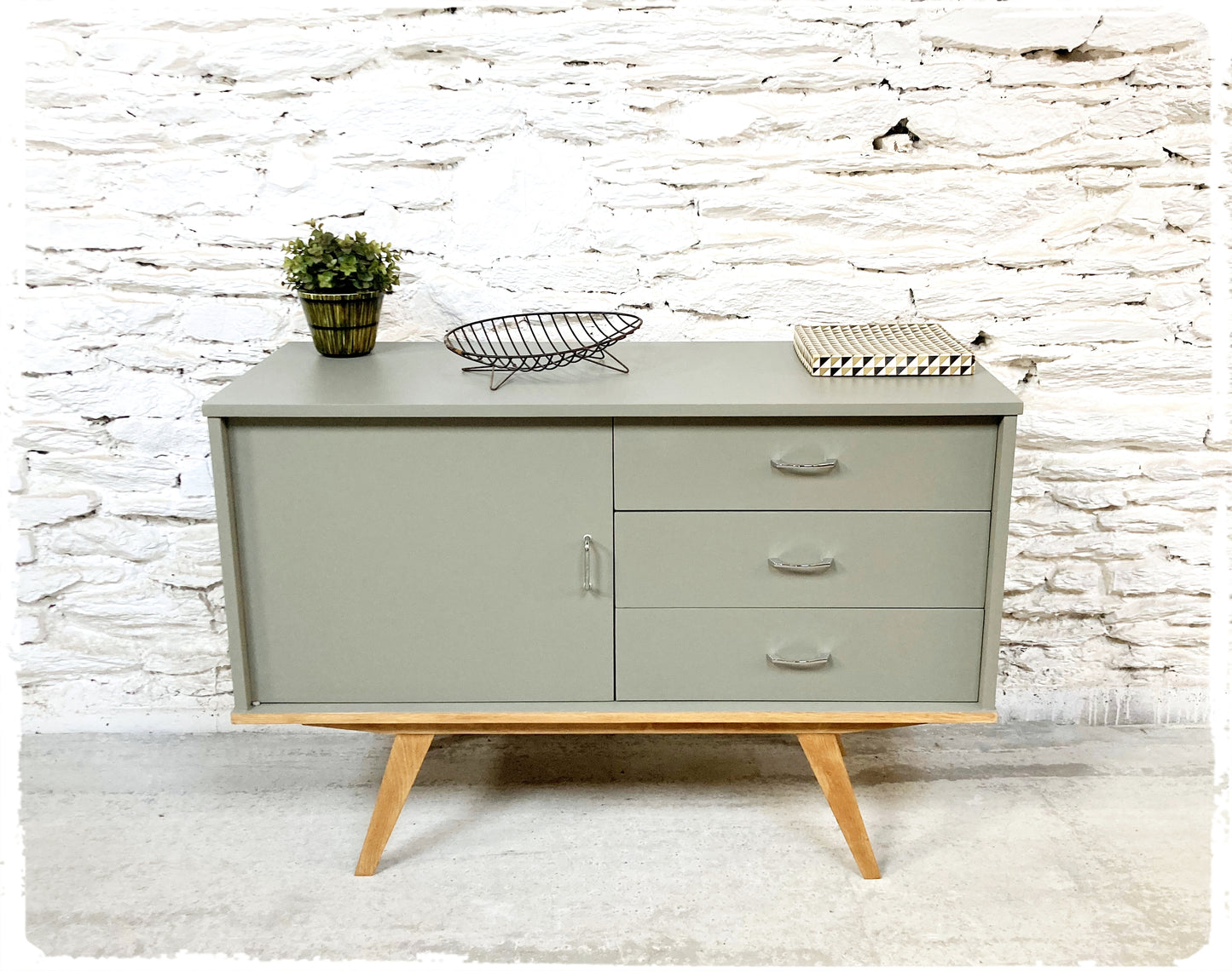 Buffet Vintage Pieds Compas Revisité Gris Vert