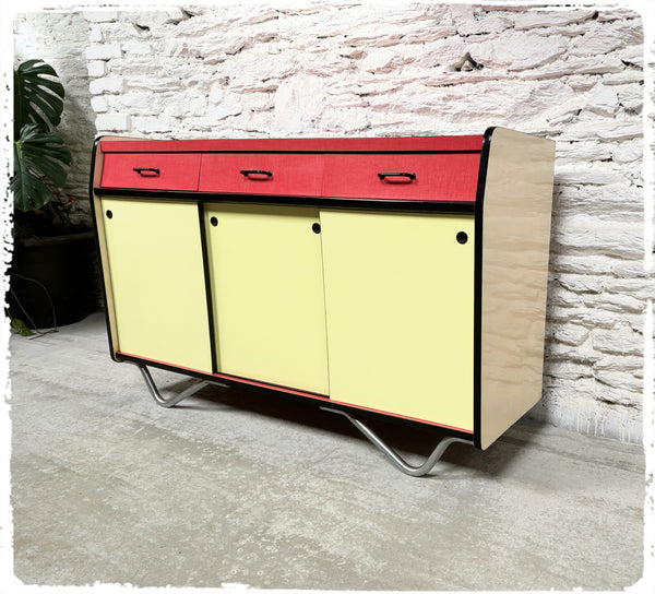 Buffet Vintage en Formica Jaune et Rouge Pieds Métal