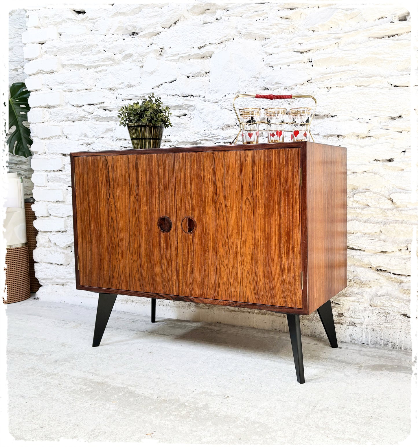 Buffet Vintage Scandinave Pieds Compas Rud Thygesen et Johnny Sorensen pour HG Furniture