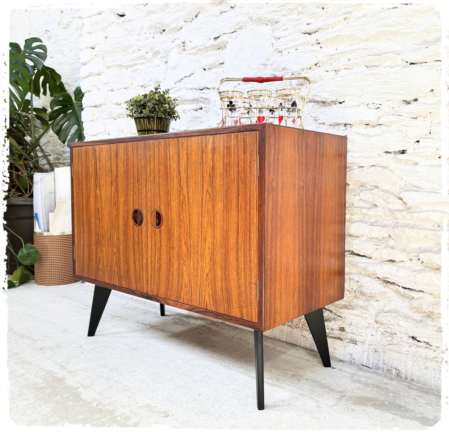Buffet Vintage Scandinave Pieds Compas Rud Thygesen et Johnny Sorensen pour HG Furniture