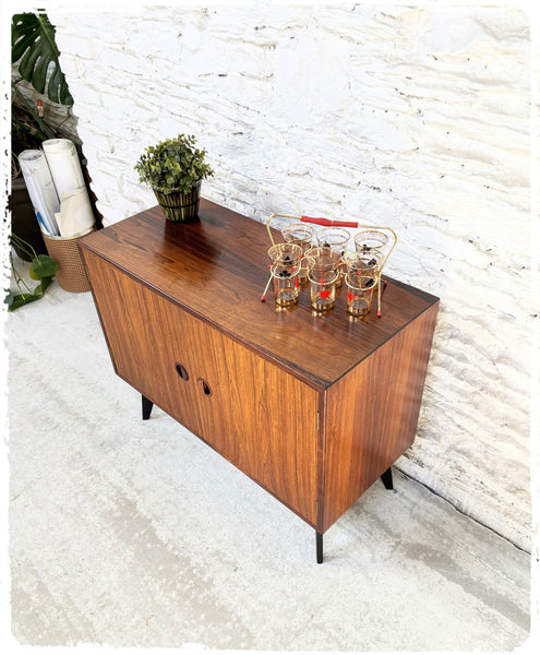 Buffet Vintage Scandinave Pieds Compas Rud Thygesen et Johnny Sorensen pour HG Furniture