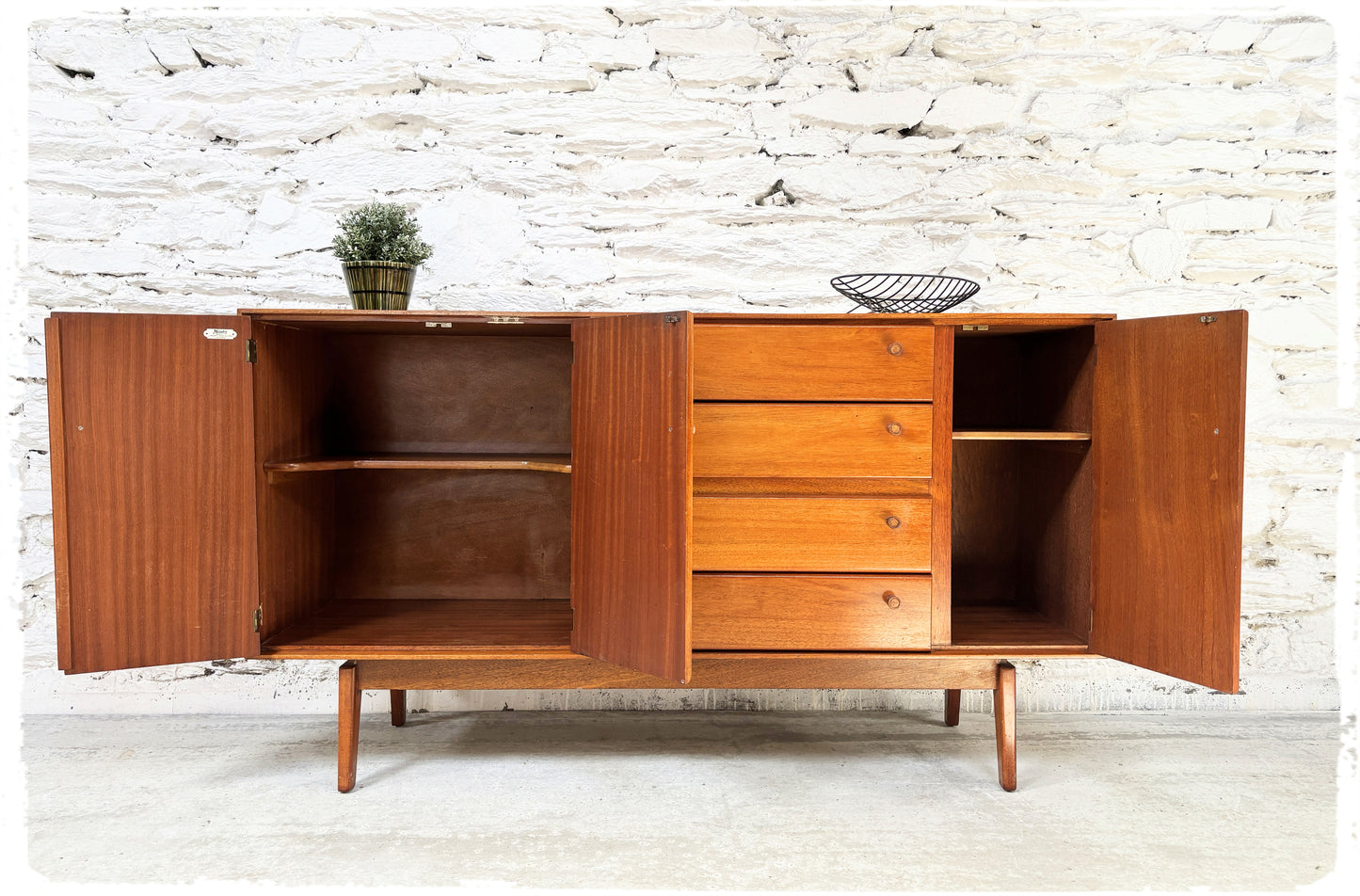 Buffet Vintage en Teck & Afromosia Minty Limited