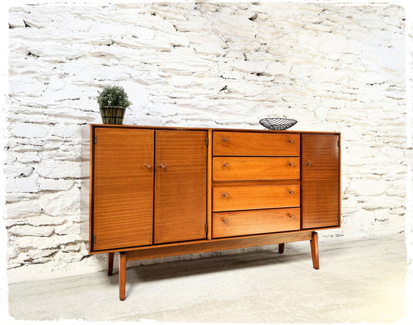 Buffet Vintage en Teck & Afromosia Minty Limited