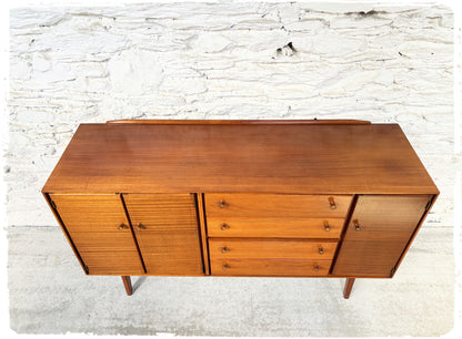 Buffet Vintage en Teck & Afromosia Minty Limited