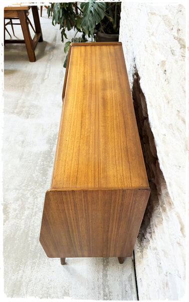 Petit Buffet Vintage G-Plan Pieds Compas