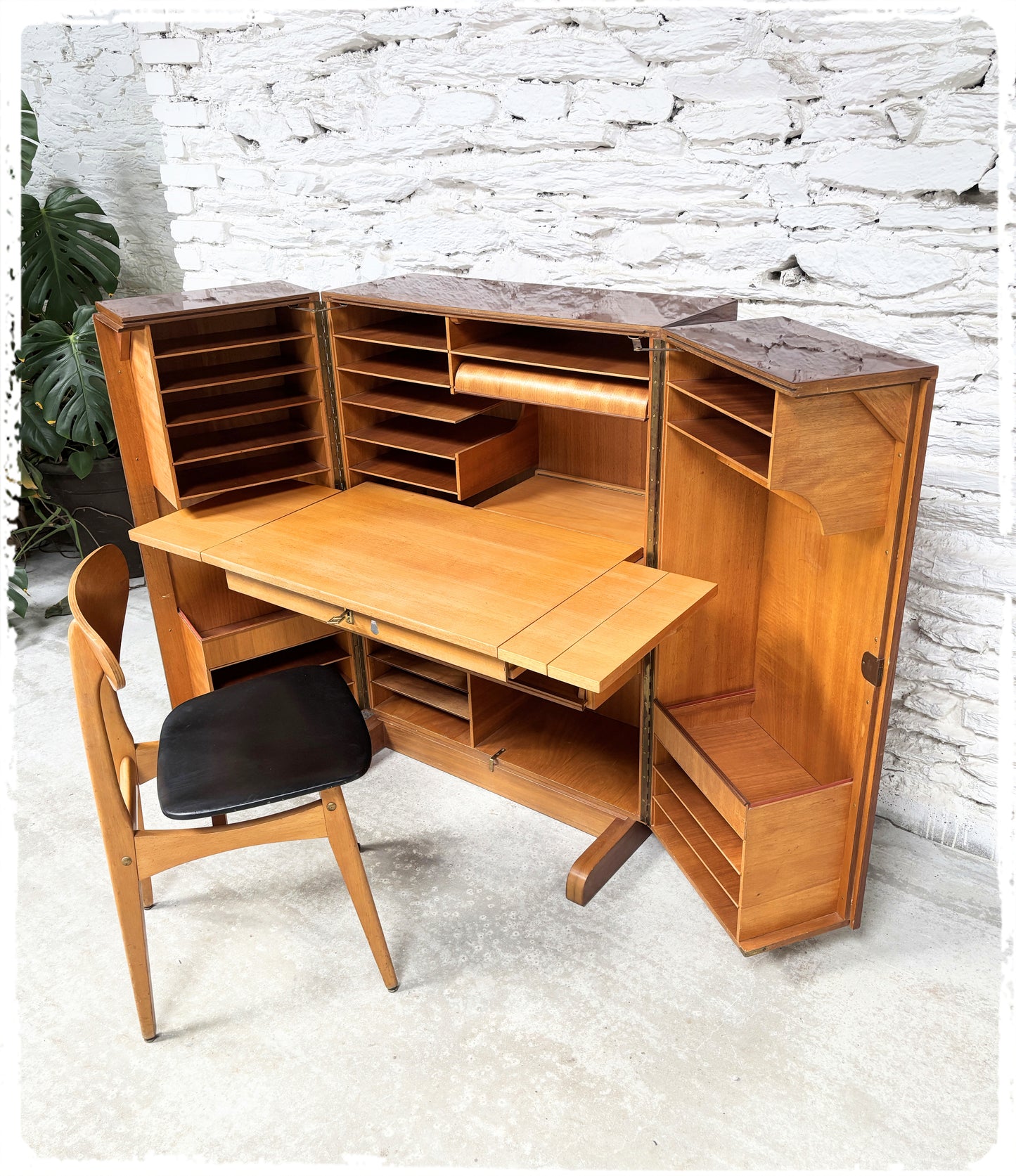 Bureau Magic Box Vintage Mummenthaler & Meier Ateliers Genestar