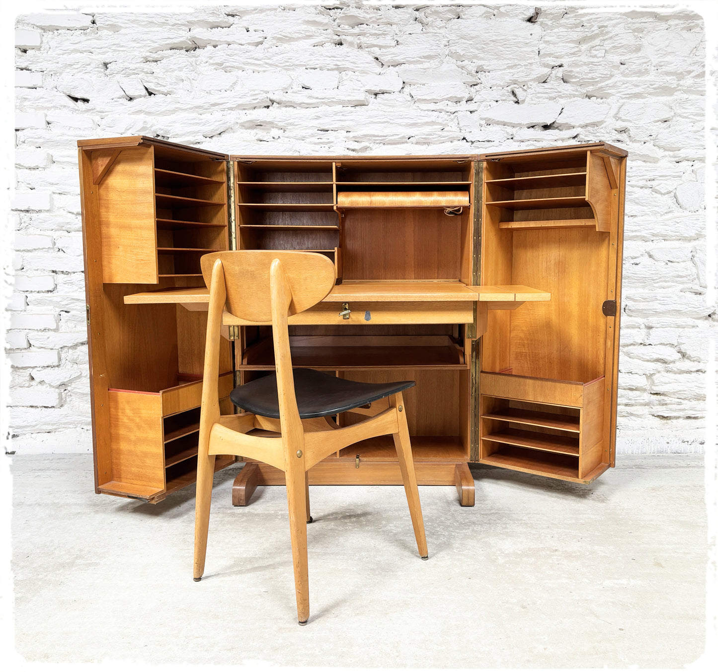 Bureau Magic Box Vintage Mummenthaler & Meier Ateliers Genestar