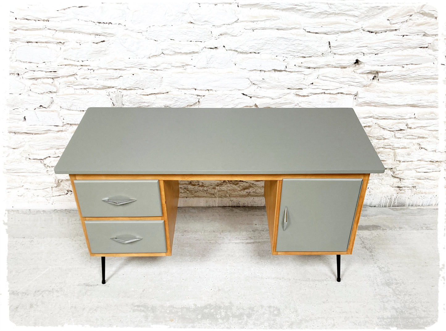 Bureau Vintage Pieds Compas Métal Revisité
