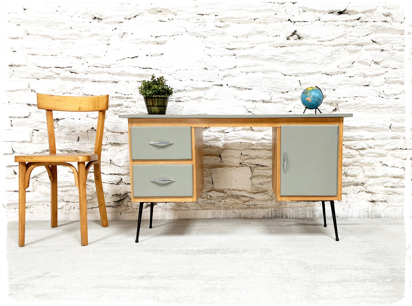 Bureau Vintage Pieds Compas Métal Revisité