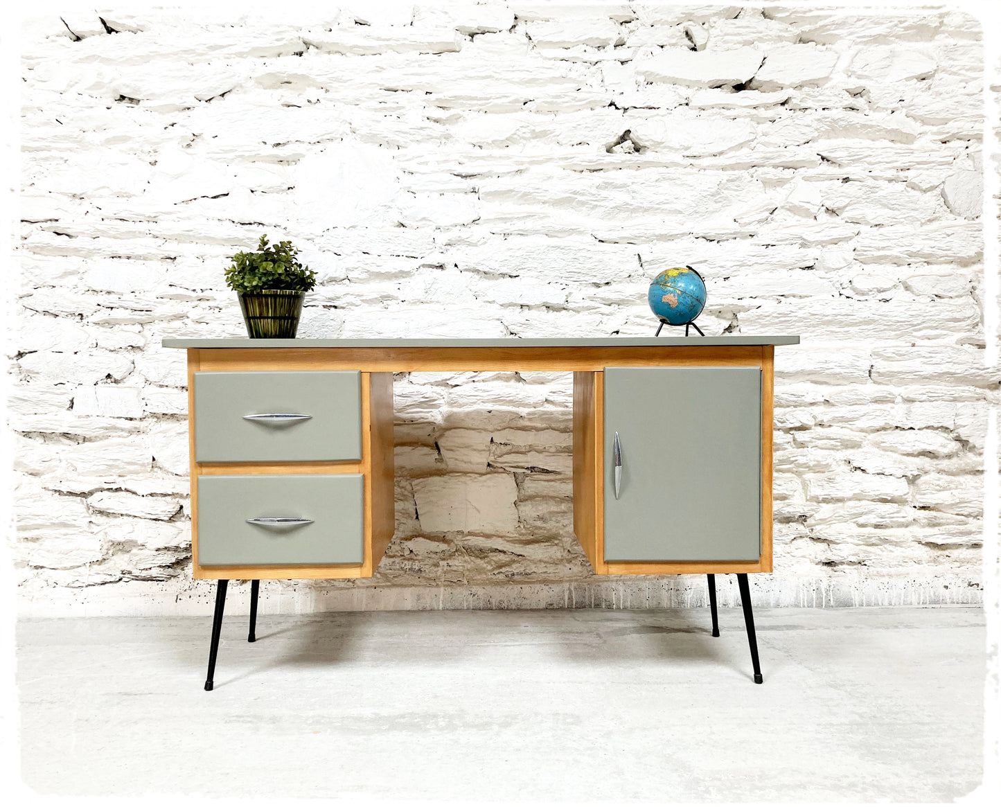 Bureau Vintage Pieds Compas Métal Revisité