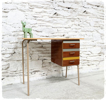Bureau Vintage Pieds Métal Formica Revisité