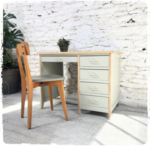 Bureau Vintage Revisité Gris Vert Clair