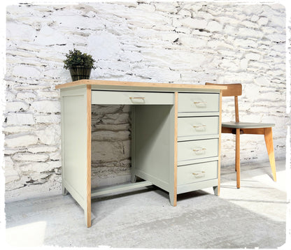 Bureau Vintage Revisité Gris Vert Clair