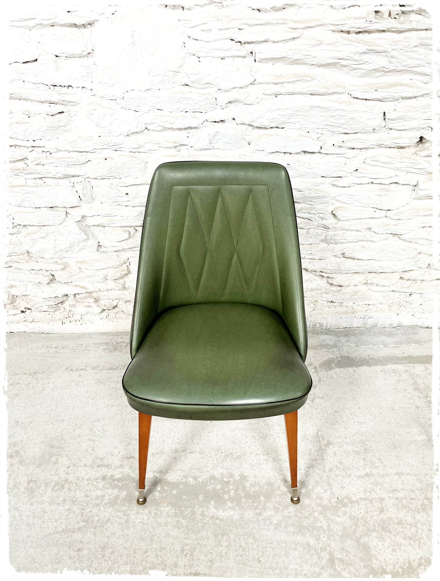 Chaise Cocktail Tonneau Vintage Unifa