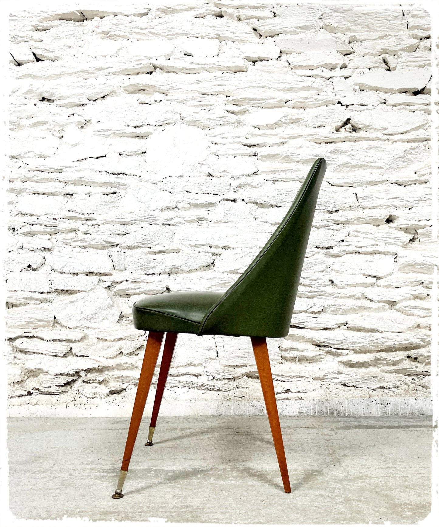 Chaise Cocktail Tonneau Vintage Unifa