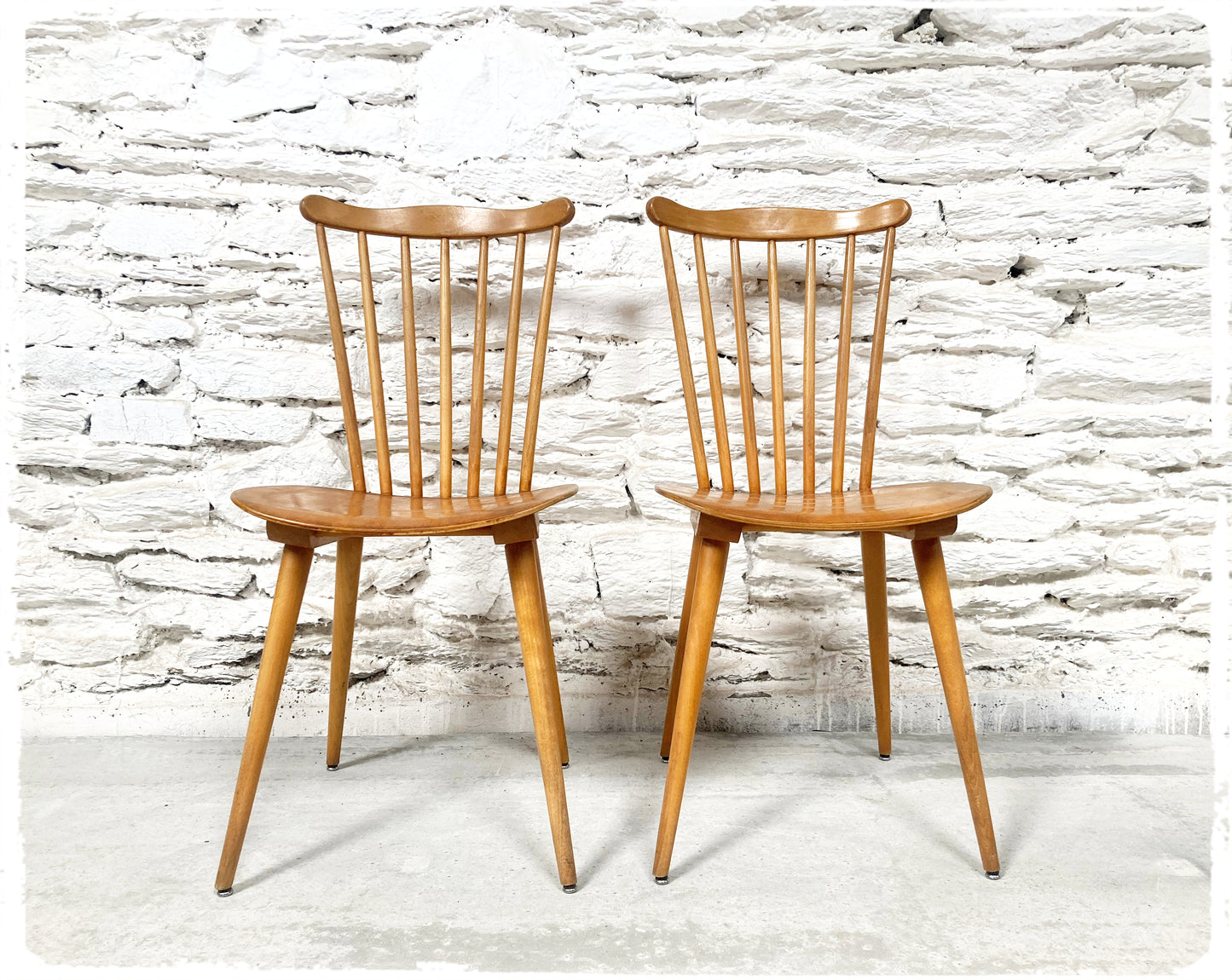 Chaise Vintage Baumann Menuet Pieds Compas