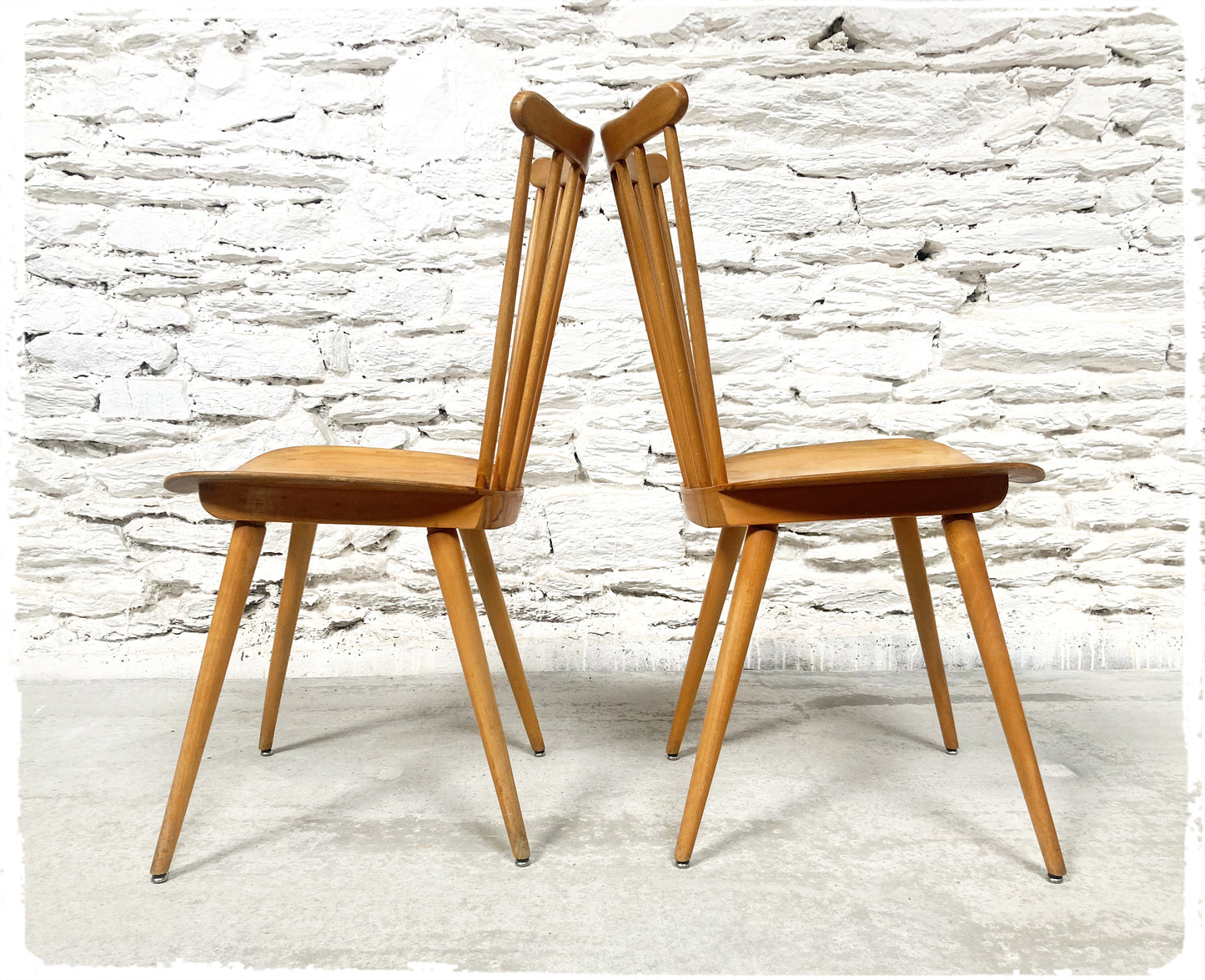 Chaise Vintage Baumann Menuet Pieds Compas