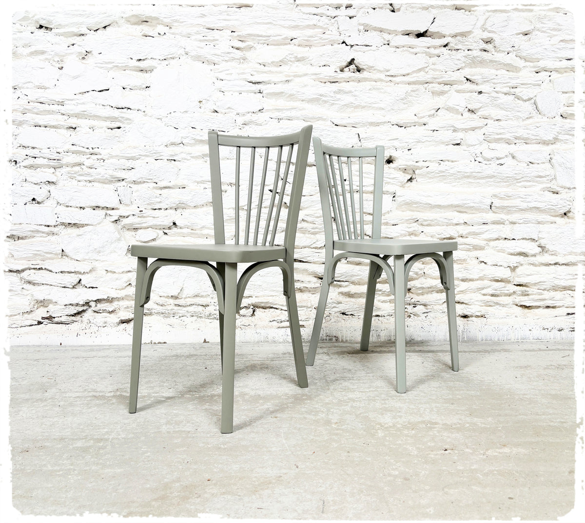 Paire de Chaises Bistrot Vintage Baumann Modèle "53" Revisitée