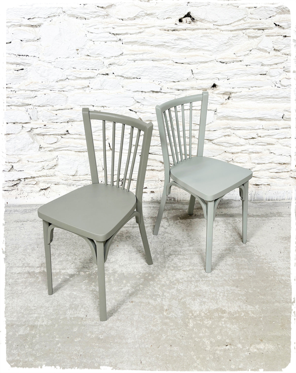 Paire de Chaises Bistrot Vintage Baumann Modèle "53" Revisitée