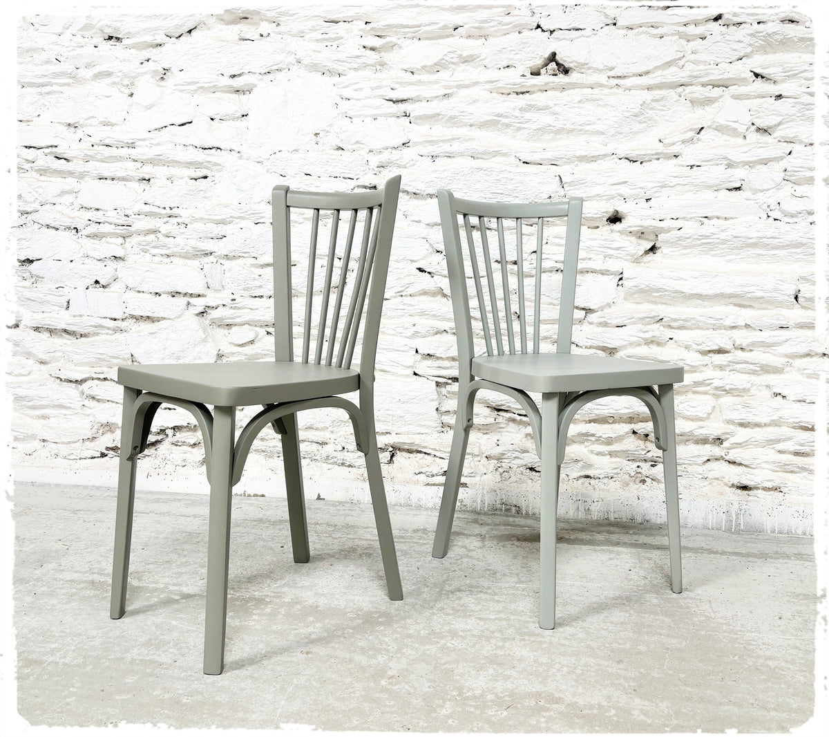 Paire de Chaises Bistrot Vintage Baumann Modèle "53" Revisitée