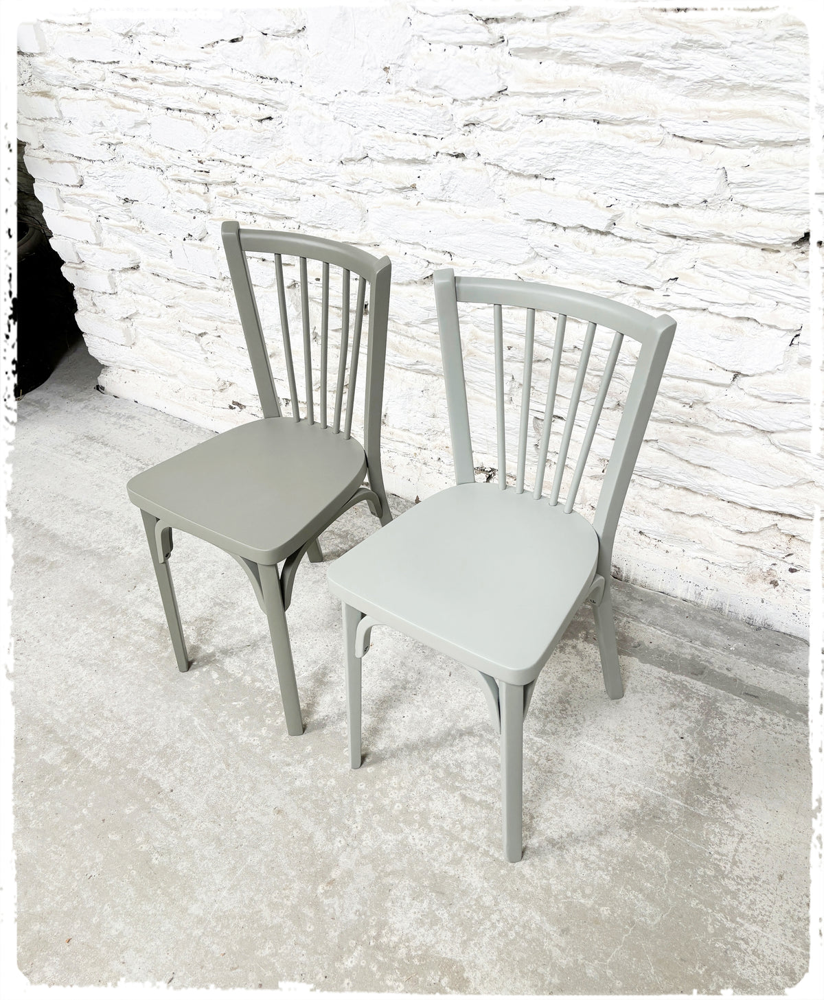 Paire de Chaises Bistrot Vintage Baumann Modèle "53" Revisitée