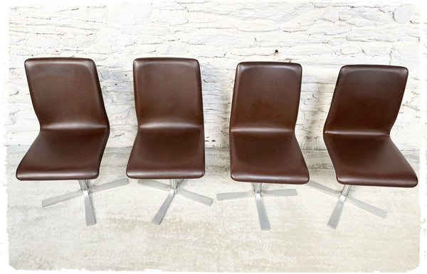 Ensemble de 4 Chaises Vintage 70s Pivotantes Skaï Pieds Croix en Métal