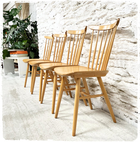 Suite de 4 Chaises Vintage Pieds Compas Style Scandinave