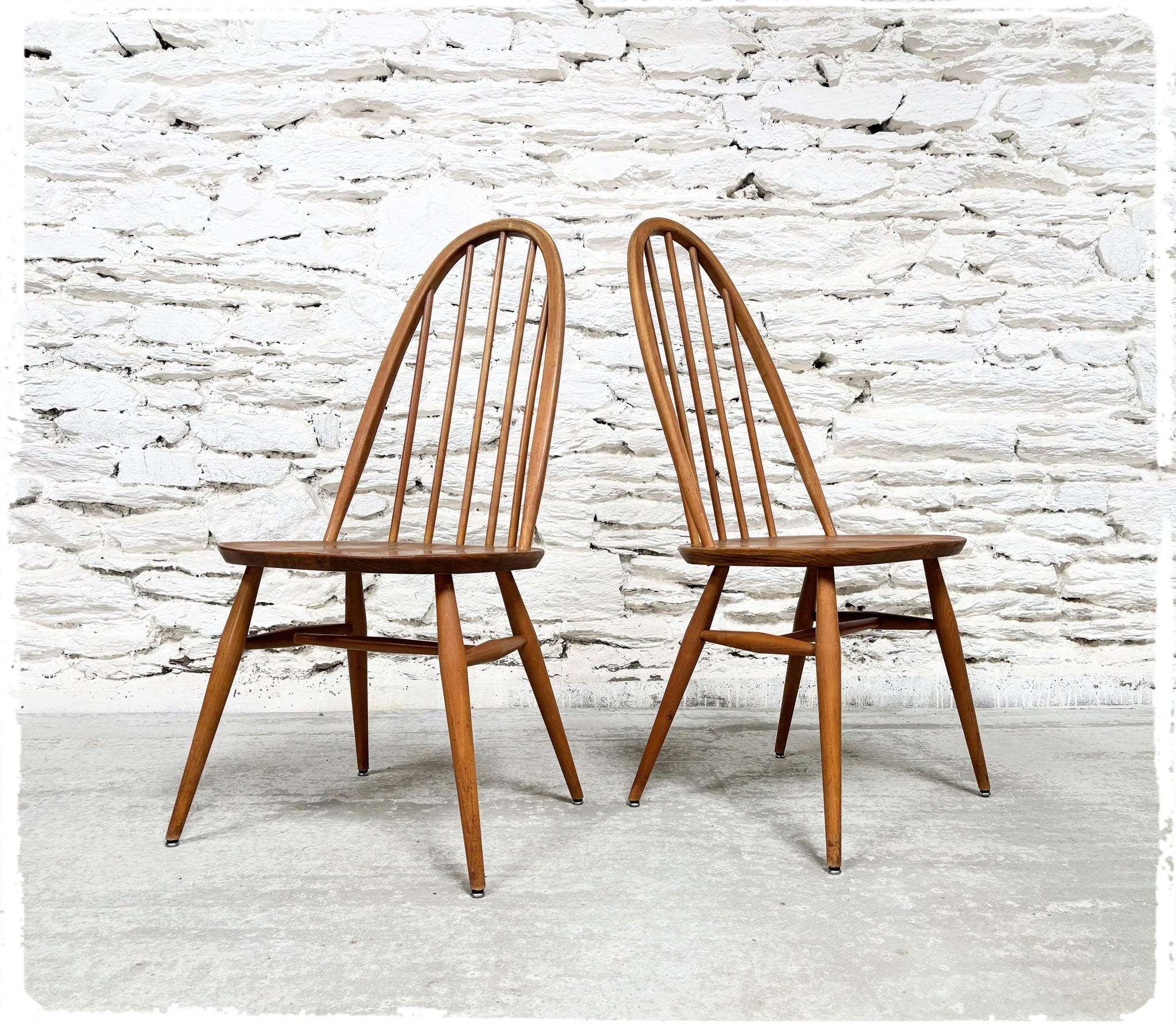 Paire de Chaises Windsor Vintage Ercol Quaker en Orme