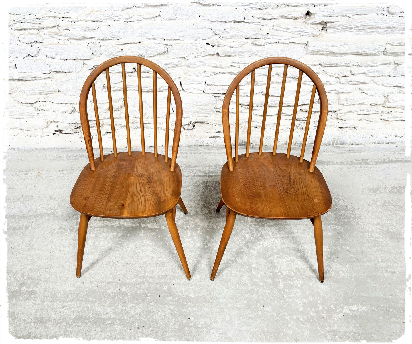 Paire de Chaises Windsor Vintage Ercol en Orme