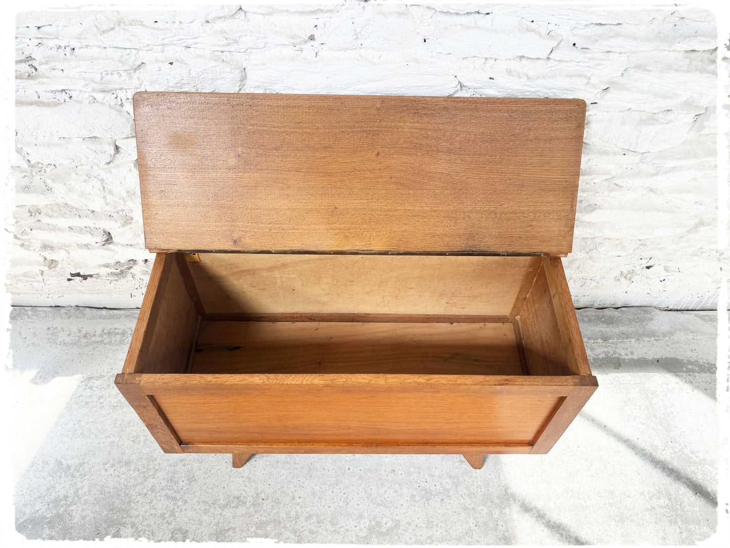 Coffre Banc Vintage en Bois Revisité