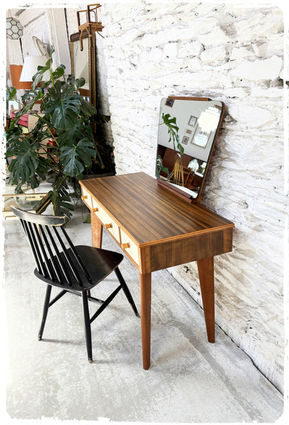 Coiffeuse Bureau Vintage Morris of Glasgow en Noyer Pieds Compas
