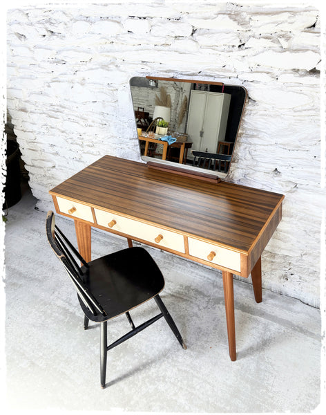 Coiffeuse Bureau Vintage Morris of Glasgow en Noyer Pieds Compas