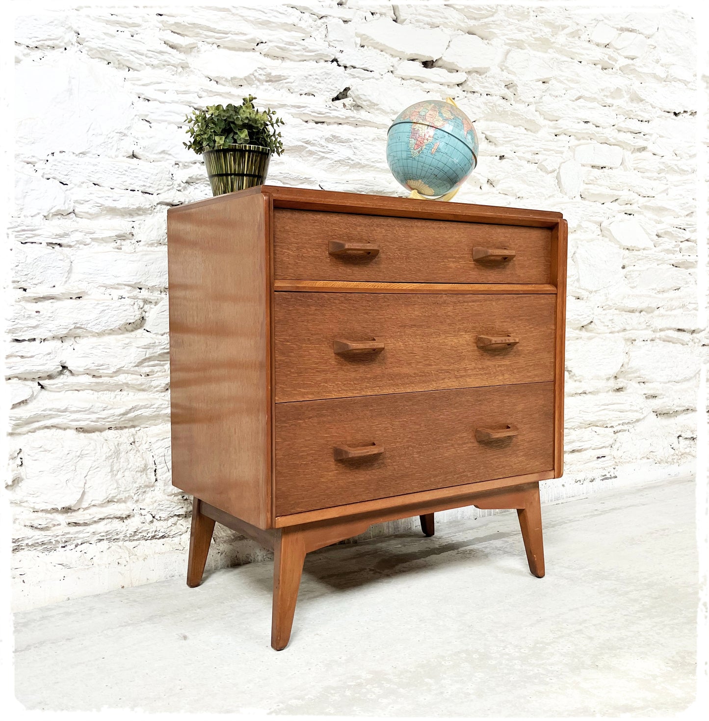 Commode Vintage Pieds Compas en Teck G PLAN