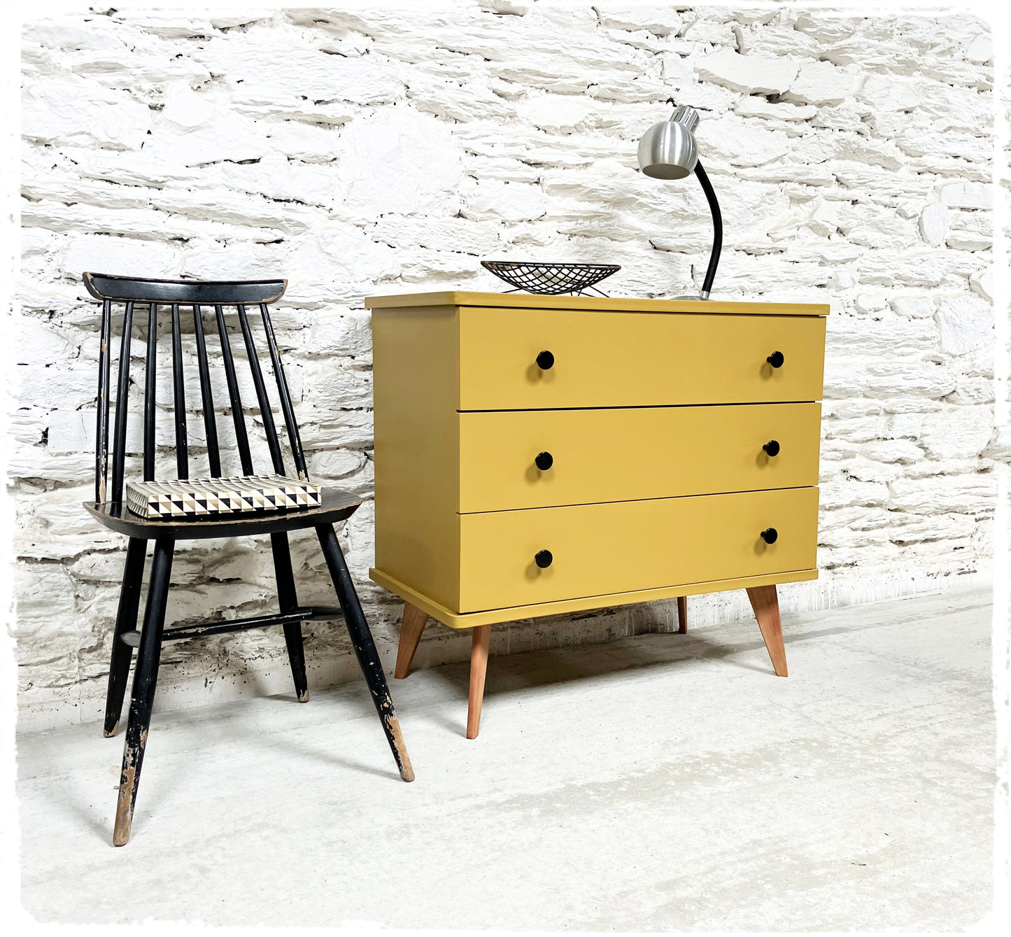 Commode Vintage Pieds Compas Revisitée Moutarde