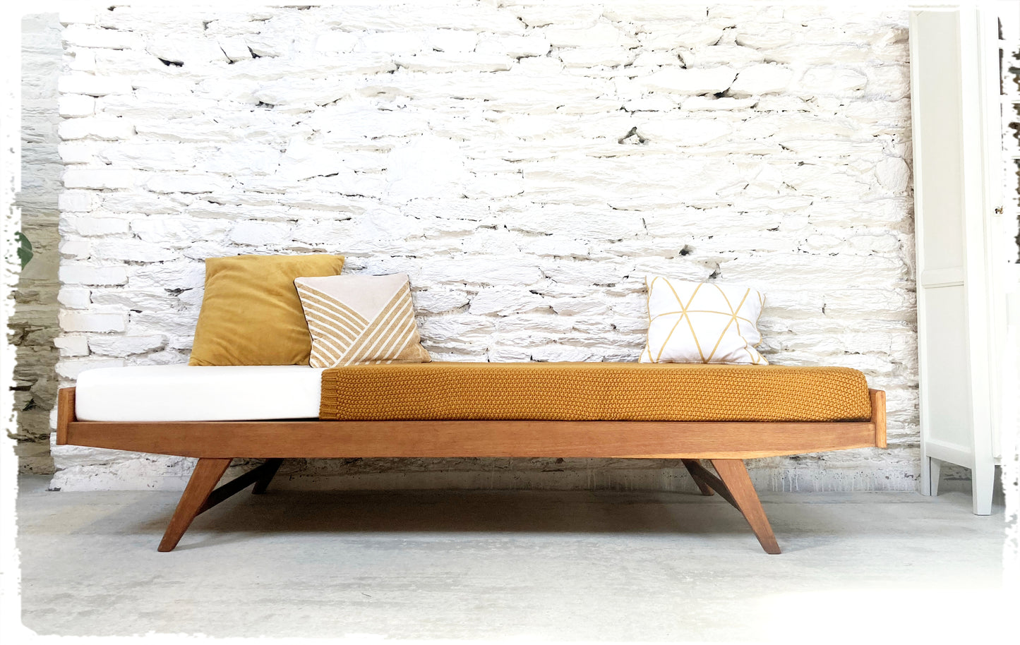 Daybed Banquette Vintage Pieds Compas Années 50