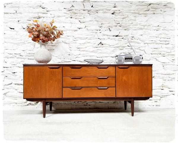 Enfilade Austinsuite Vintage en Teck
